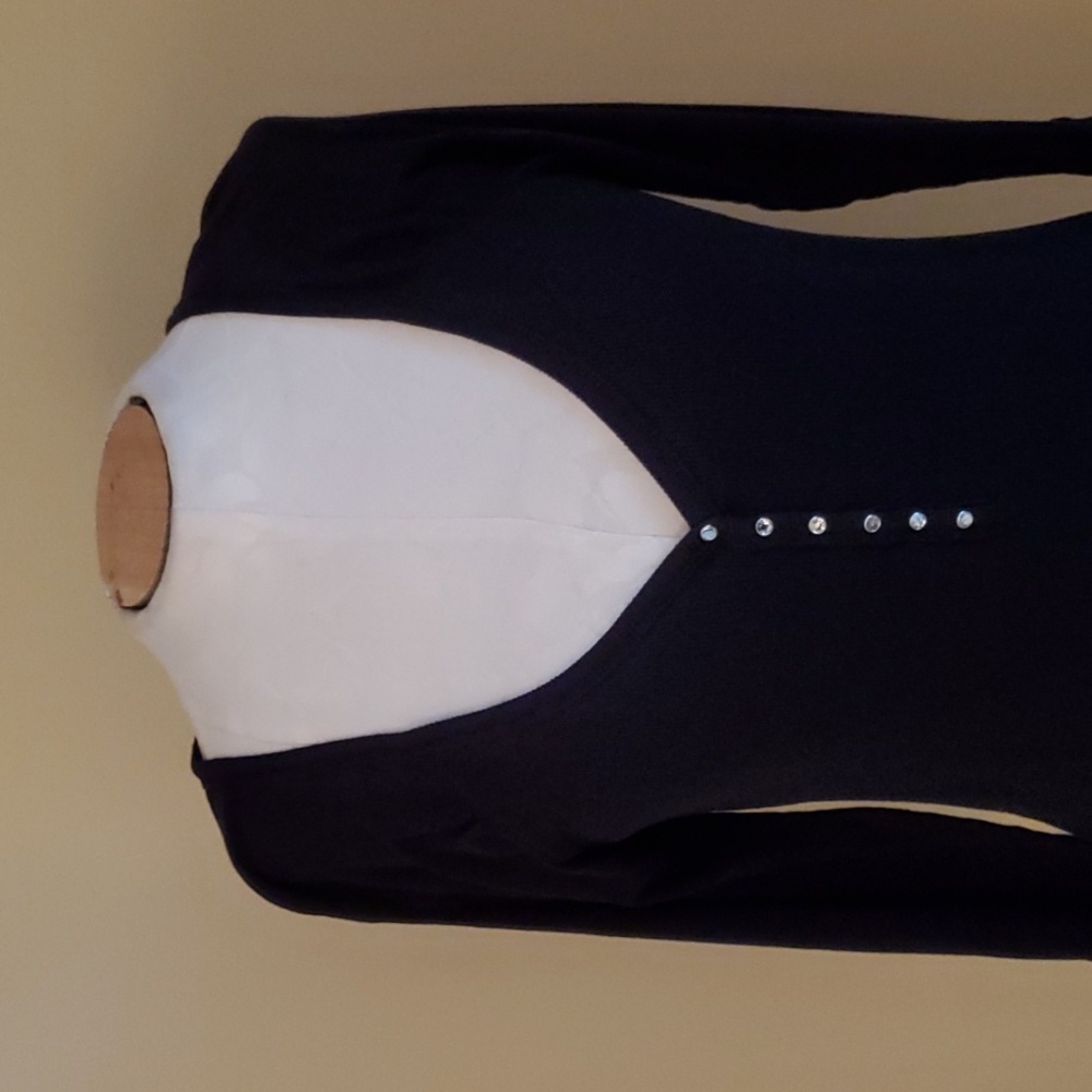 Blu Chic Black Rhinestone 100% Cotton 3/4 Sleeve Top - Picture 2 of 6
